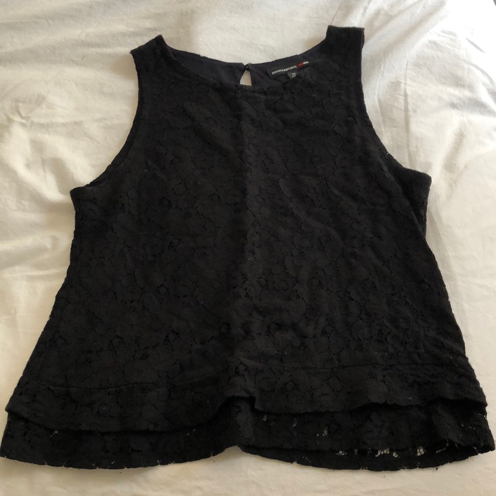 4/$10 Banana republic lace tank